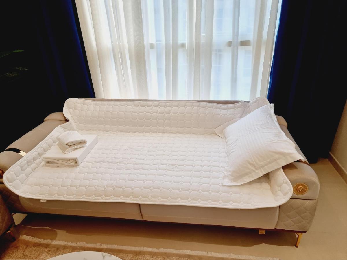 Dunya Tower Luxury And 2 Min Walk To Dubai Mall And Burj Khalifa In Heart Of Downtown Eksteriør bilde